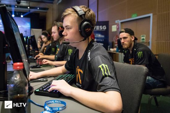 驻沙特大使常华与沙特电竞协会主席会晤推动电竞合作